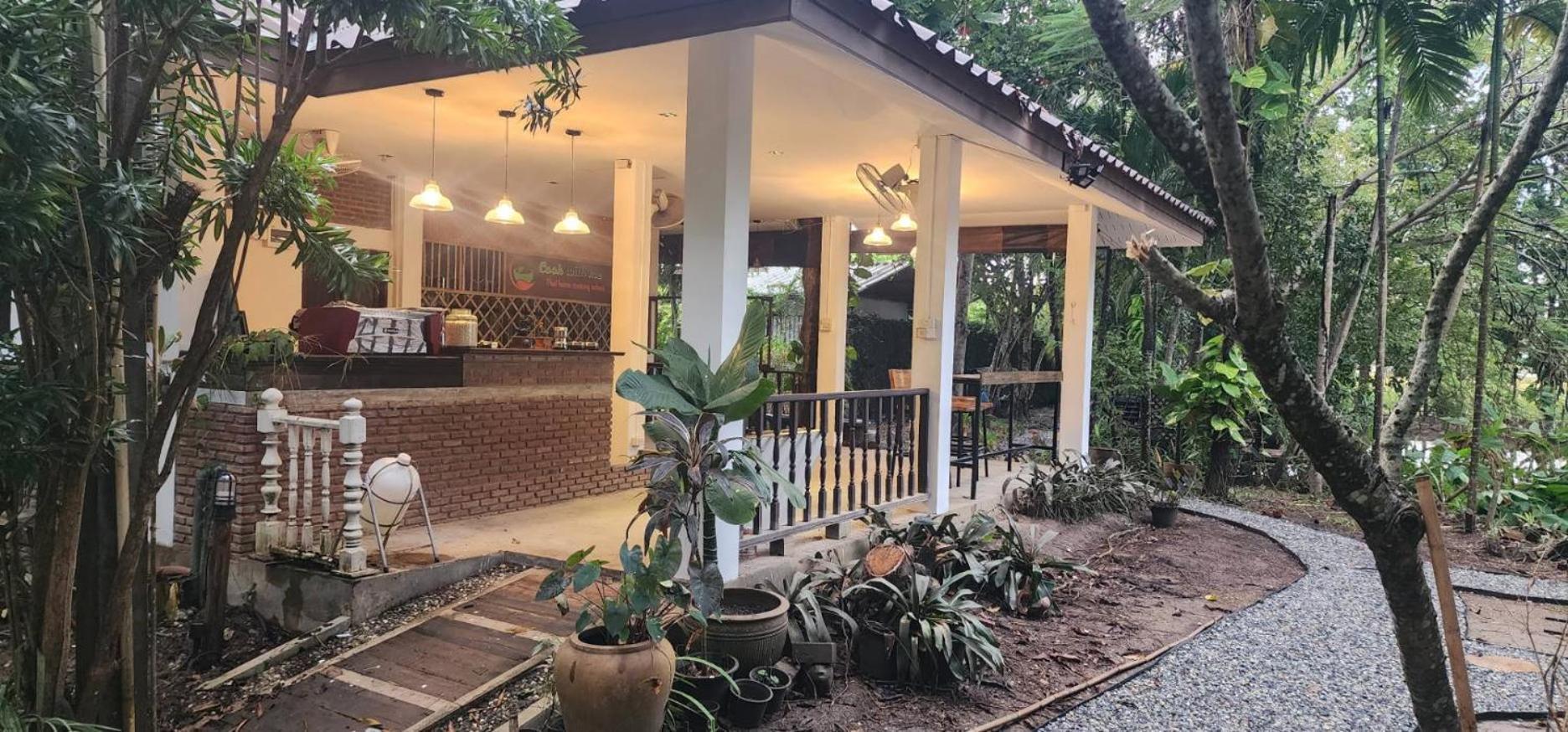 Tung Tong Homestay & Camping Mae Rim Exterior foto